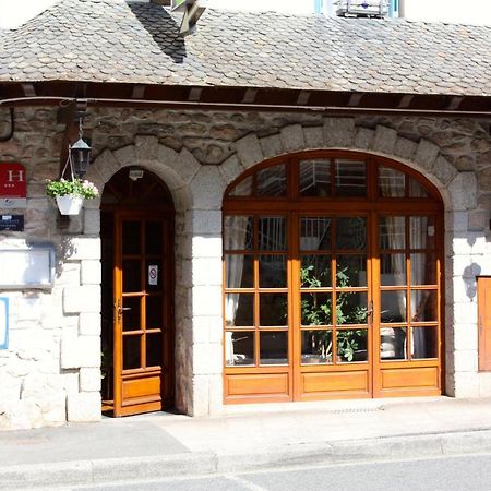 Hotel Restaurant Des Deux Vallees Entraygues-sur-Truyere Exterior photo